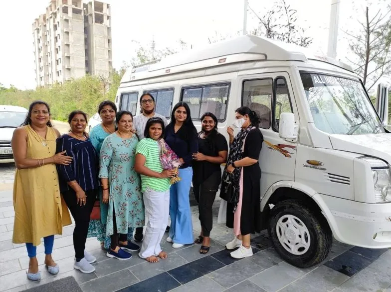 Outstation Tempo Traveller in Udaipur